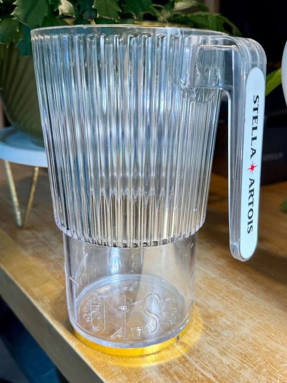 Stella Artois Acrylic Beer Pitcher Clear Ribbed 64 oz Beverage Pitcher Barware